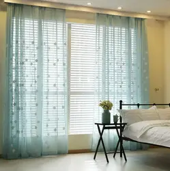 Рулонные шторы в спальне в интерьере фото