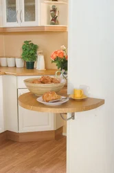 Угловой стол в маленькую кухню фото