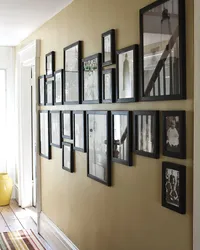 Как повесить фотографии на стене квартиры