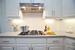 Фото кухни с серой плитой