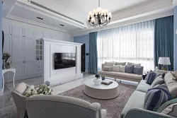 Телевизор в интерьере гостиной в классическом стиле