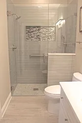 Маленькая ванная с поддоном дизайн