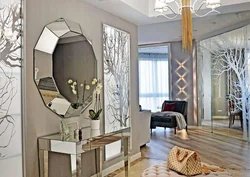 Интерьер гостиной с зеркалами в квартире фото