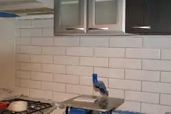 Как выкладывать плитку на кухне фото