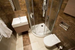Маленькая ванная комната душ и ванна дизайн фото