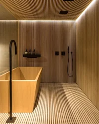 Дизайн деревянного потолка в ванной