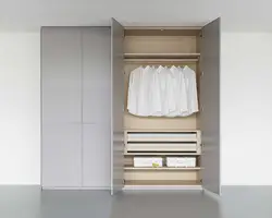 Шкафы с распашными дверями в спальню наполнение фото