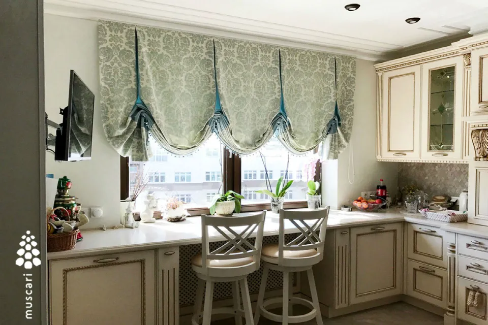 Модные шторы на кухню