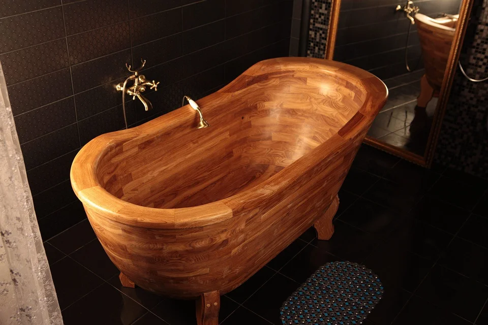 Деревянная ванна для бани