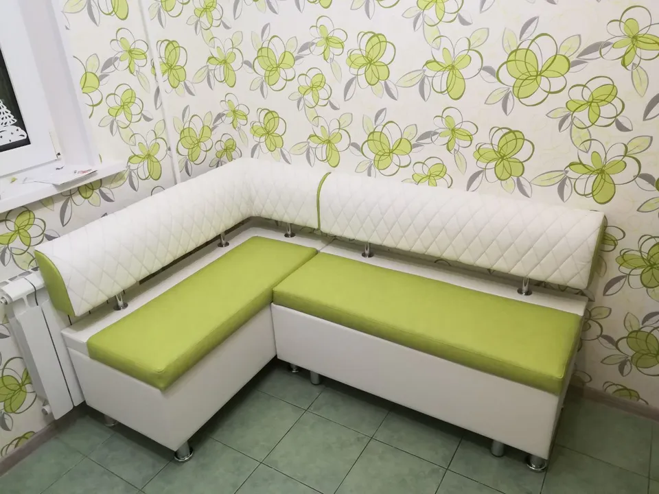 Кухонный уголок-диван тринити
