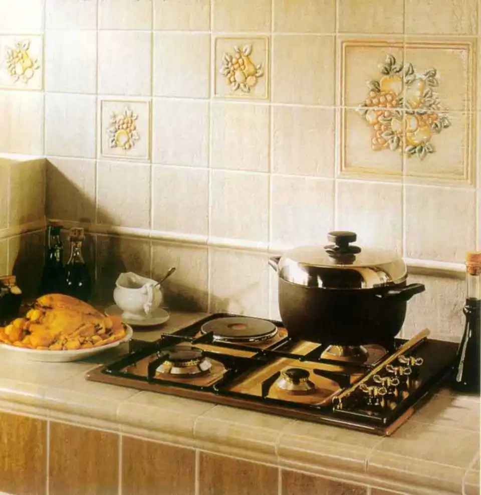 Керамическая плитка для кухни на фартук