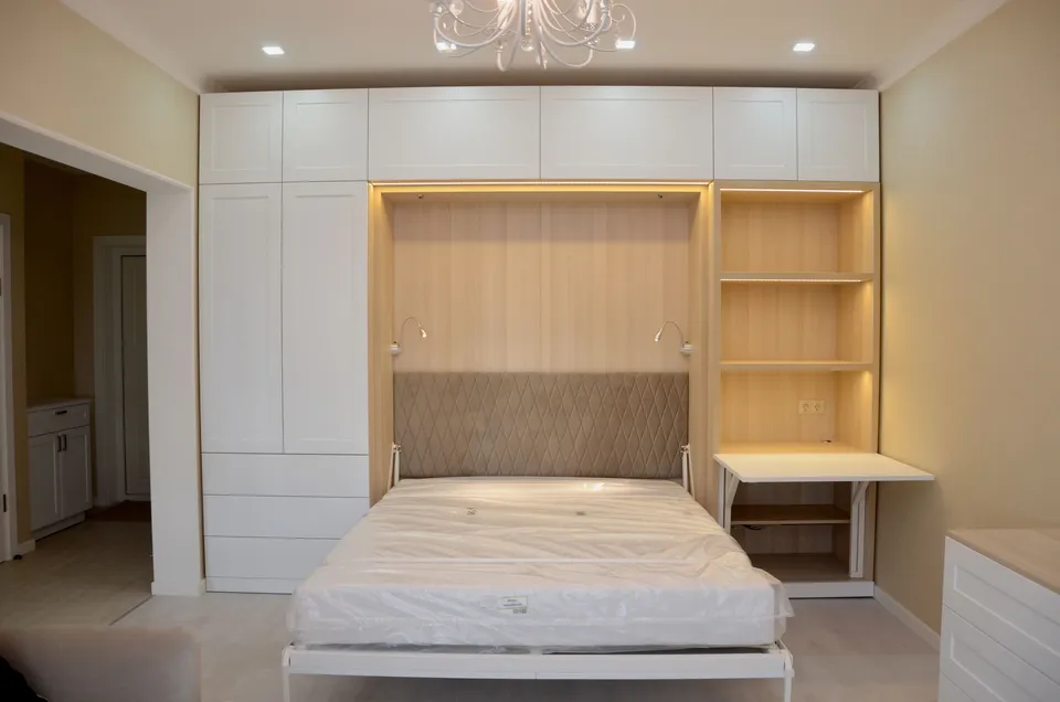 Кровать со шкафами по бокам
