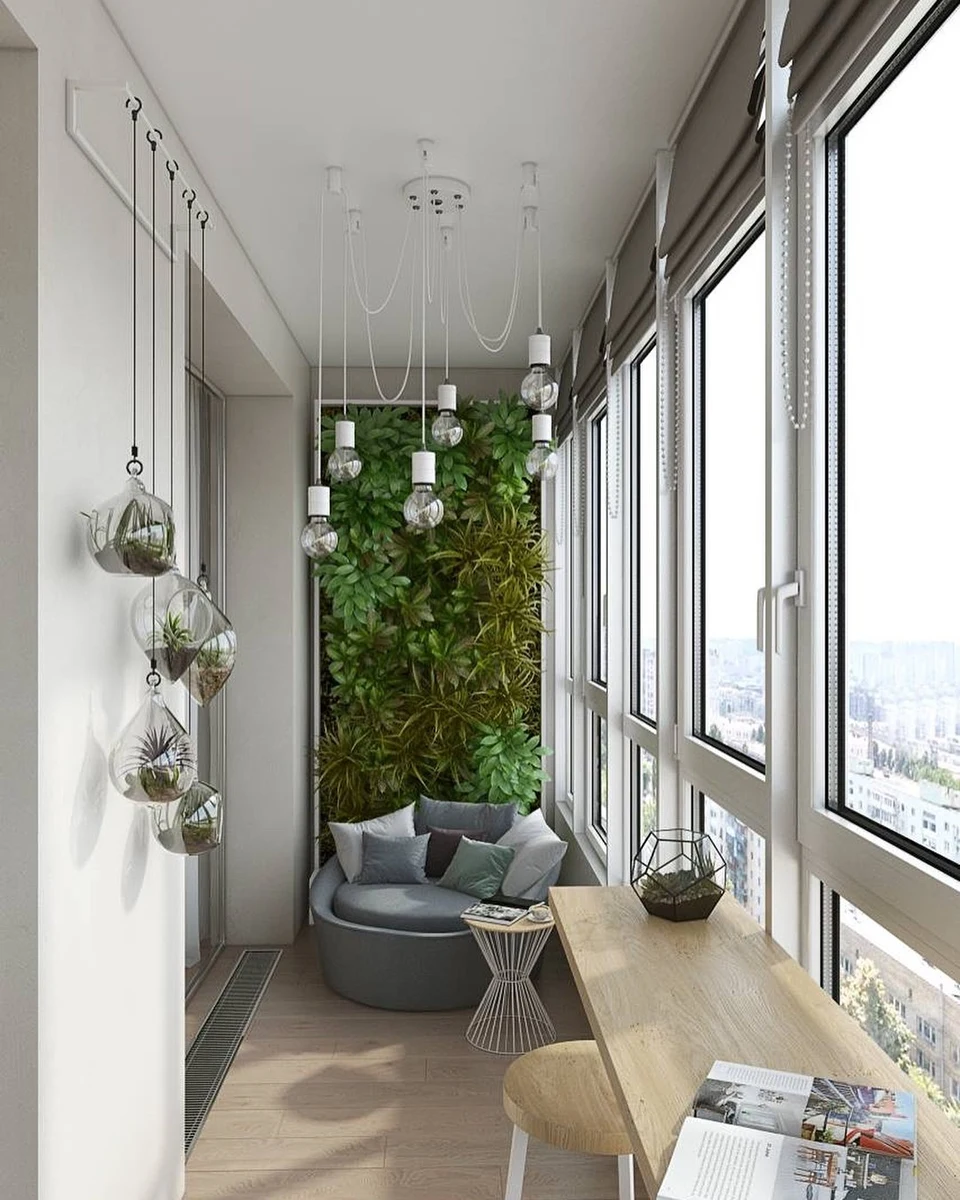 Дизайн балкона с панорамным остеклением (34 фото)