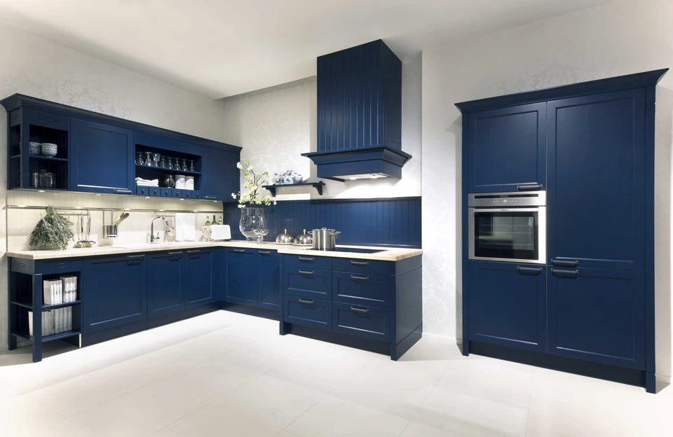 Синий цвет кухни