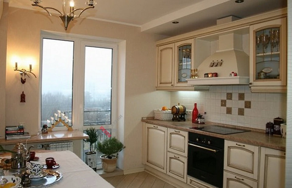 Кухня совмещенная с балконом