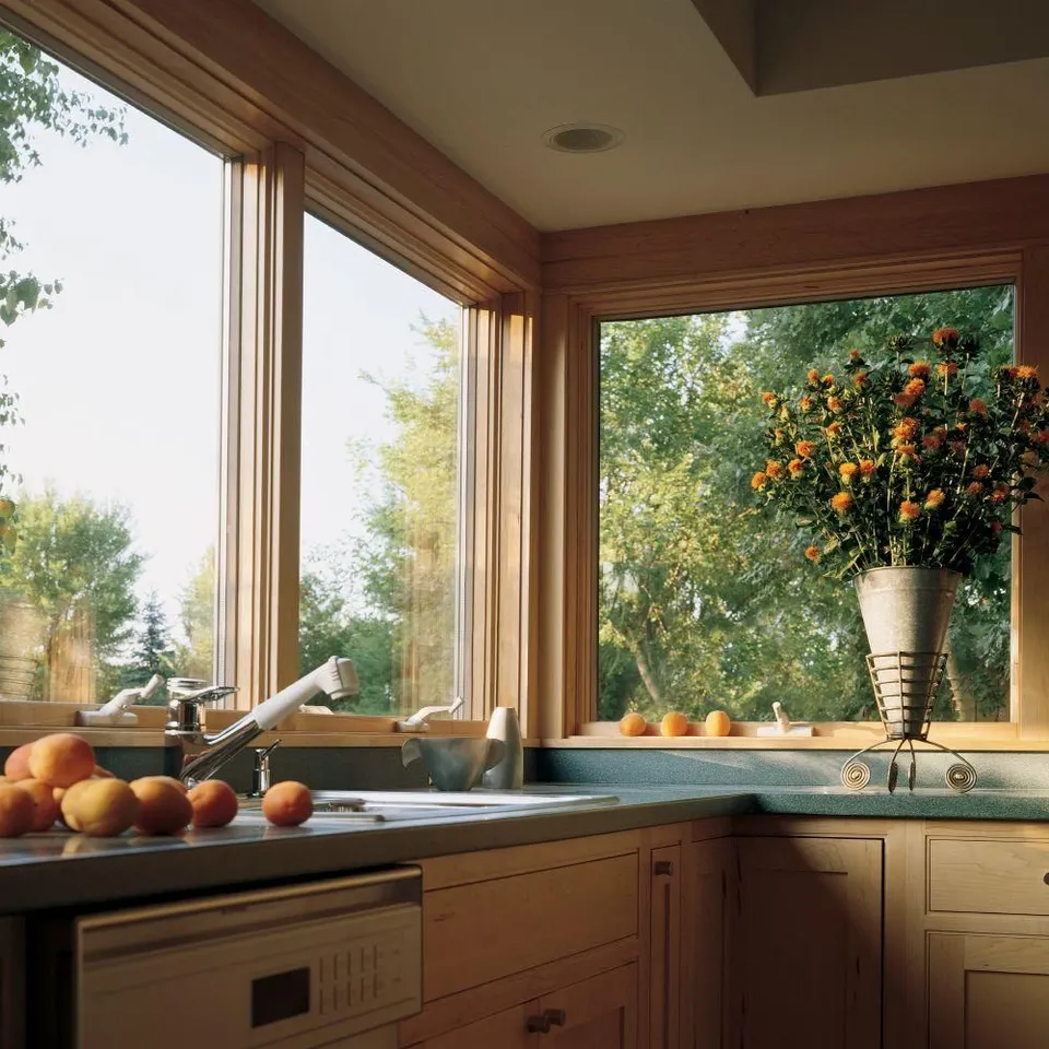 Дизайн кухни с окном