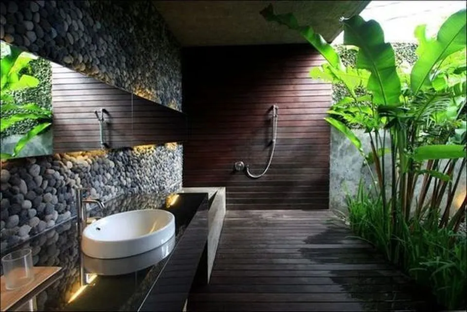 Ванная комната в тропическом стиле
