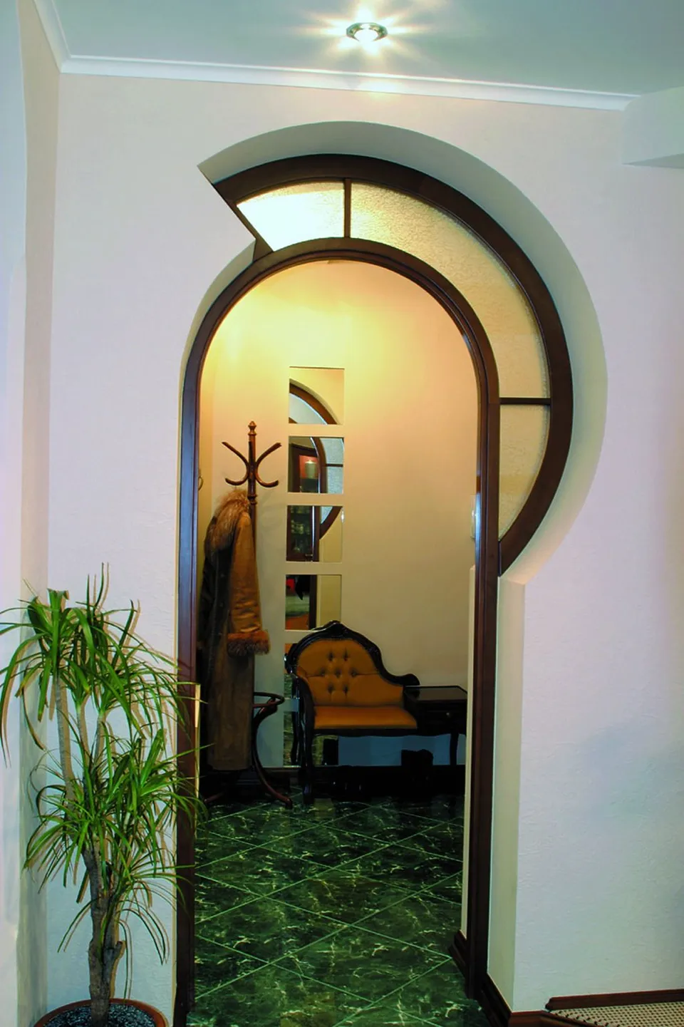 Дверной проём без двери оформление в современном стиле