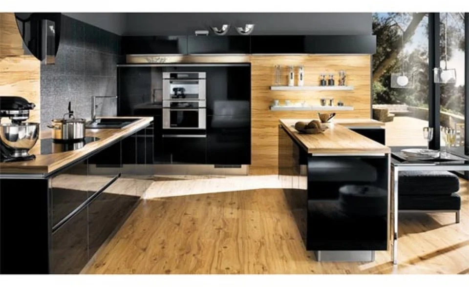 Кухня черная с деревом дизайн