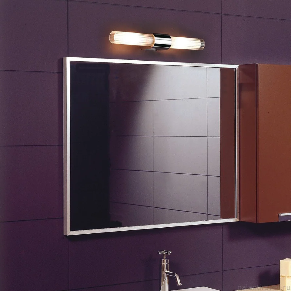 Зеркало шкаф для ванной с подсветкой