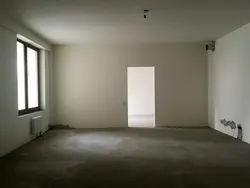 Empty kitchen photo