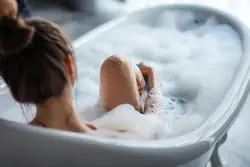 Фото набранной ванны