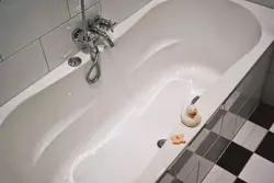 Фота чыстай ванны