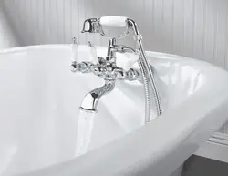 Фота чыстай ванны