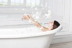 Taking a bath photo