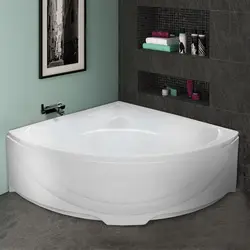 Deep bathtub photo