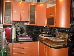 Apricot-colored kitchen photo