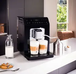 Ас фотодағы кофе машинасы