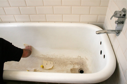 Restoration of cast iron bathtubs photo