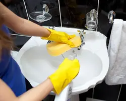 Мытье в ванной фото