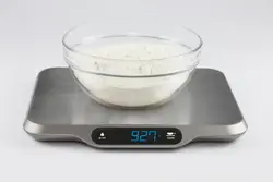 Фото весов на кухне