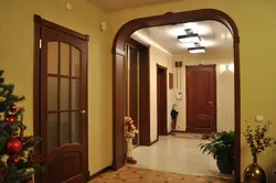 Koridordakı portal fotoşəkili