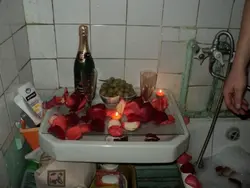 Вечер в ванной фото