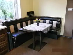 Черный диван на кухню фото