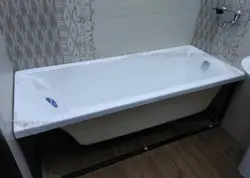 Чыгунная ванна з экранам фота