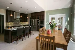 House with separate kitchen photo