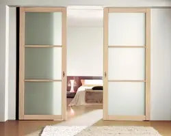 Стеклянная дверь в спальню фото