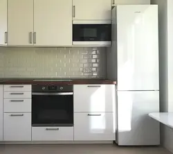 Kitchens With Built-In Oven Photo