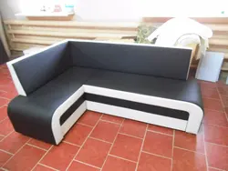 Ас үйге арналған бұрыштық диванның жиналмалы фотосуреті