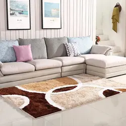 Коврик к дивану в гостиной фото