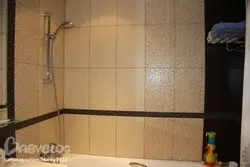 Ванна бөлмесінің фотосуретіндегі бежевый плиткаларға арналған ерітінді