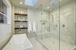 Освещение в ванной с душевой кабиной фото