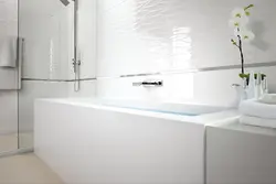 Сочетание глянцевой и матовой плитки в ванной фото