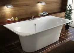 Пристенная ванна в интерьере