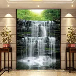 Водопад в интерьере гостиной
