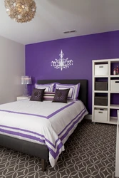 Пурпурны ў інтэр'еры спальні